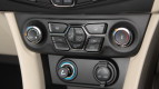 Chery Maxime Interior photo