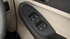 Chery Maxime Interior photo