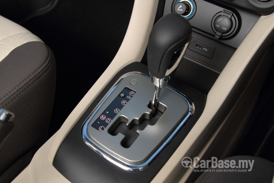 Chery Maxime B240 (2015) Interior