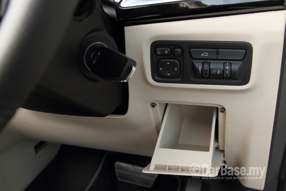 Chery Maxime B240 (2015) Interior
