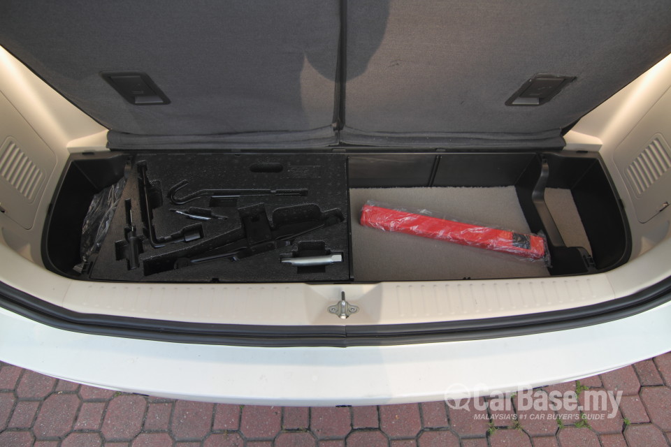 Chery Maxime B240 (2015) Interior