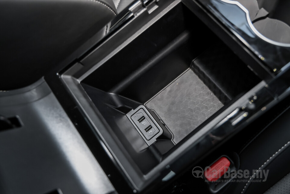 Chery Tiggo 8 Mk1 (2023) Interior