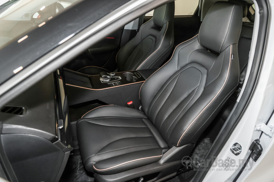 Chery O5 C5 (2023) Interior