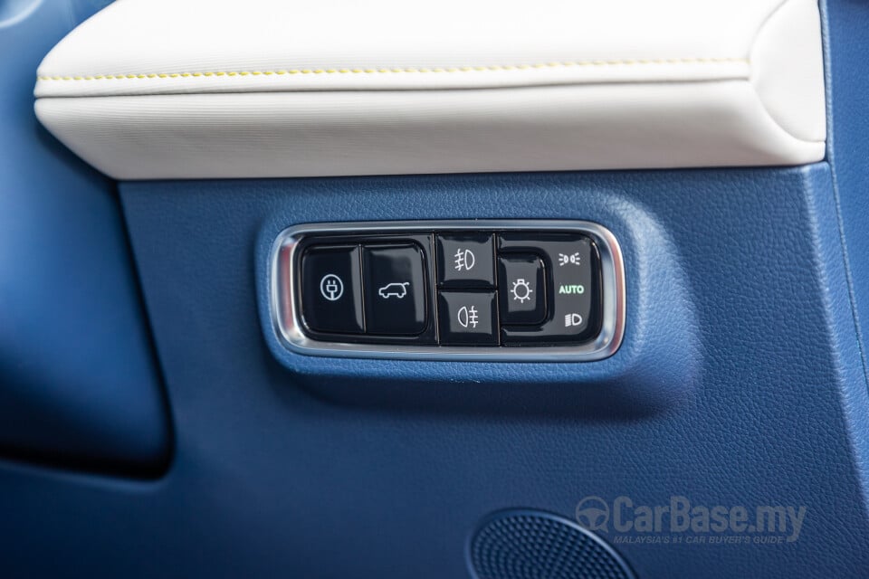 Chery Omoda E5 Mk1 (2024) Interior