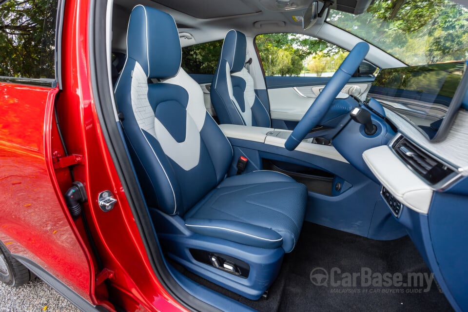 Chery Omoda E5 Mk1 (2024) Interior