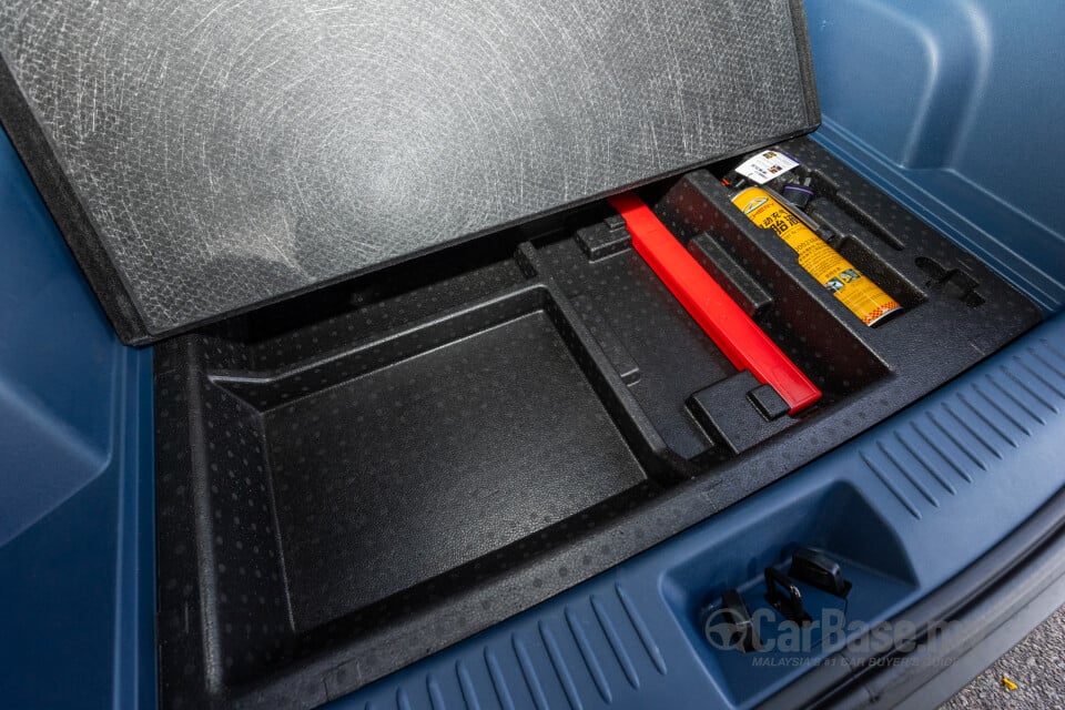 Chery Omoda E5 Mk1 (2024) Interior