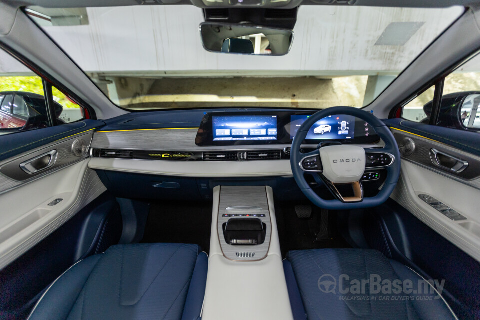 Chery Omoda E5 Mk1 (2024) Interior
