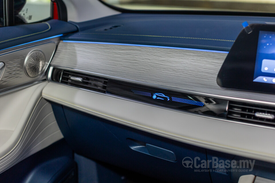 Chery Omoda E5 Mk1 (2024) Interior