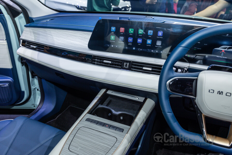 Chery Omoda E5 Mk1 (2024) Interior