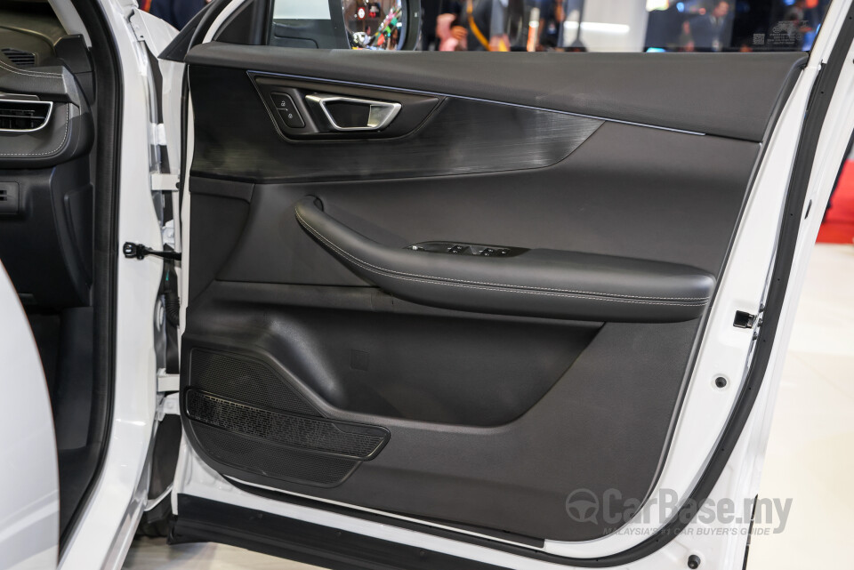 Chery Tiggo Cross T17 (2025) Interior