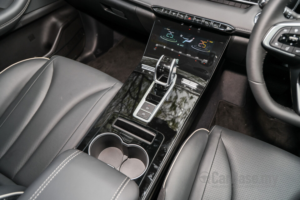 Chery Tiggo Cross T17 (2025) Interior