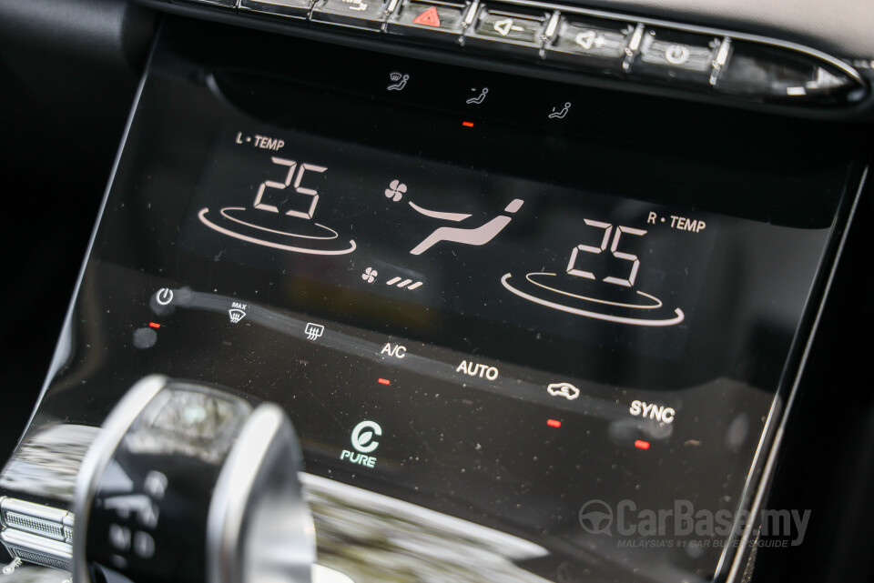 Chery Tiggo Cross T17 (2025) Interior