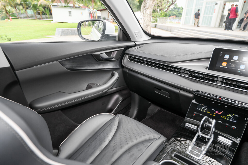Chery Tiggo Cross T17 (2025) Interior