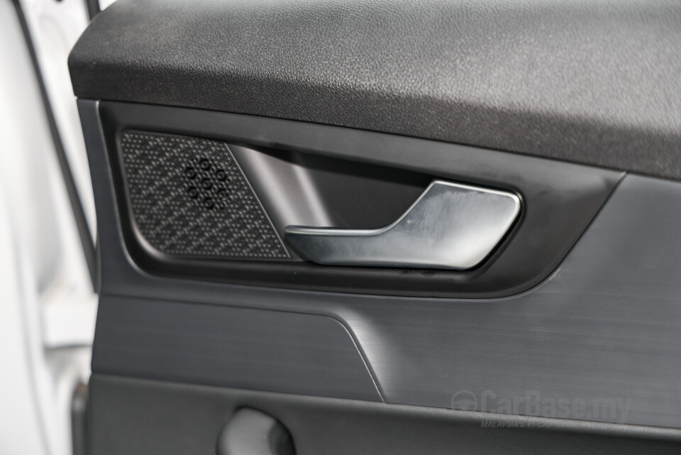 Chery Tiggo Cross T17 (2025) Interior