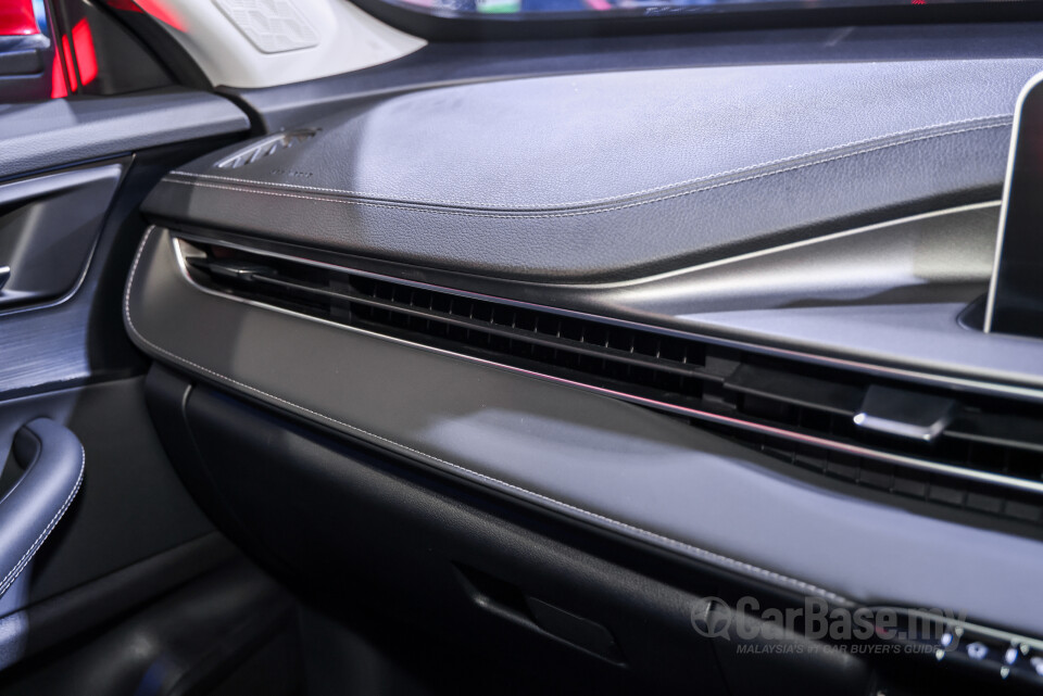 Chery Tiggo Cross T17 (2025) Interior