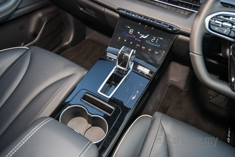 Chery Tiggo Cross T17 (2025) Interior