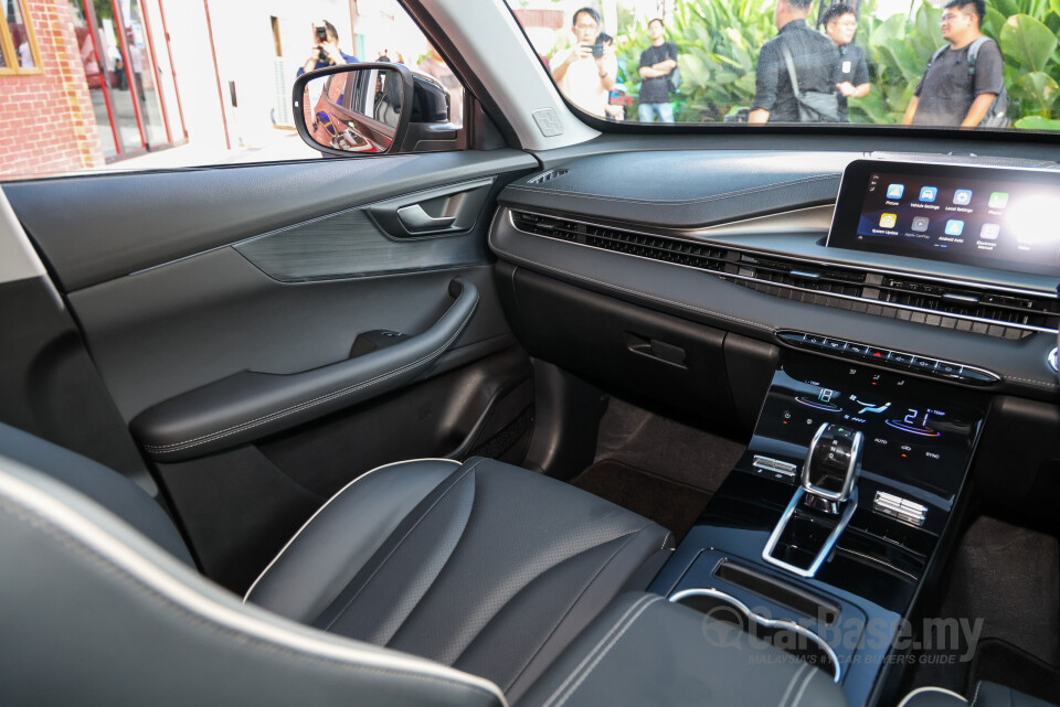 Chery Tiggo Cross T17 (2025) Interior