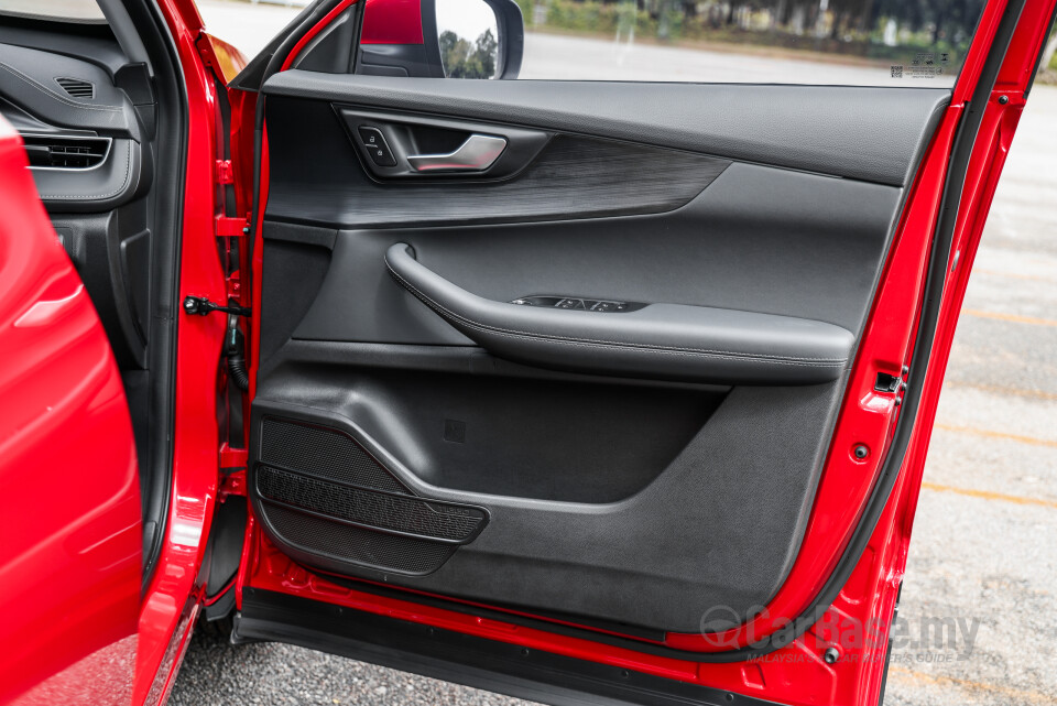 Chery Tiggo Cross T17 (2025) Interior
