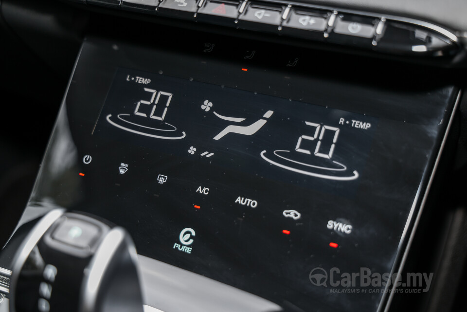 Chery Tiggo Cross T17 (2025) Interior