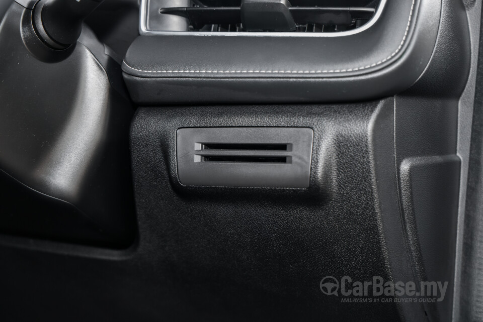 Chery Tiggo Cross T17 (2025) Interior