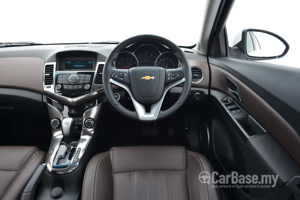 Chevrolet Cruze J300 (2012) Interior