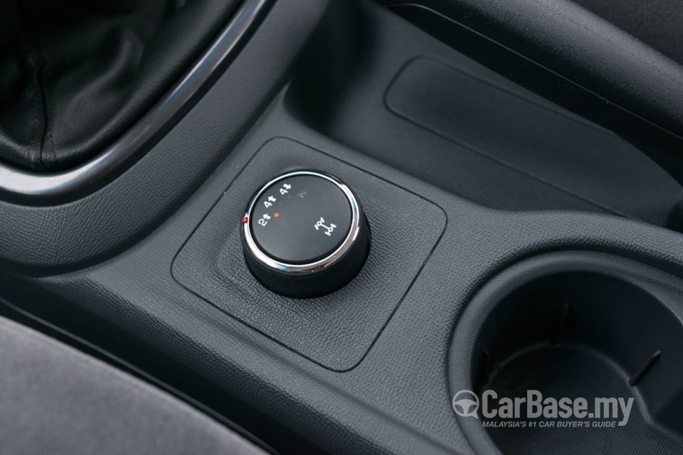 Chevrolet Colorado Mk2 (2012) Interior