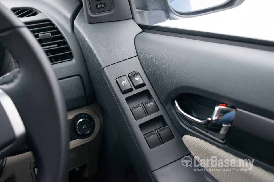 Chevrolet Colorado Mk2 (2012) Interior