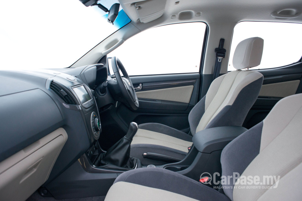 Chevrolet Colorado Mk2 (2012) Interior