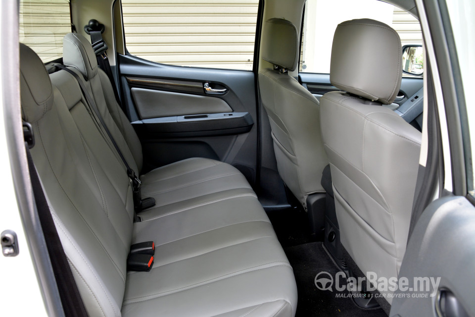 Chevrolet Colorado Mk2 (2012) Interior