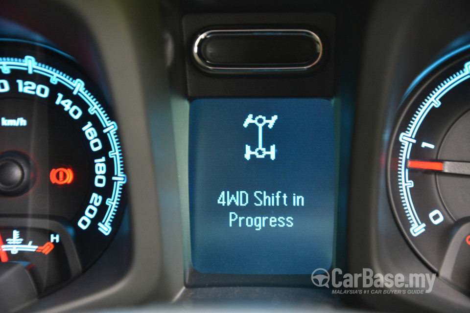 Chevrolet Colorado Mk2 (2012) Interior