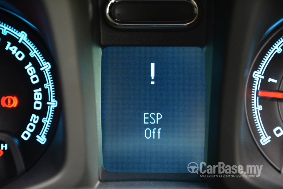 Chevrolet Colorado Mk2 (2012) Interior