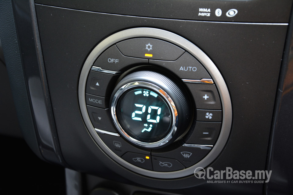 Chevrolet Colorado Mk2 (2012) Interior