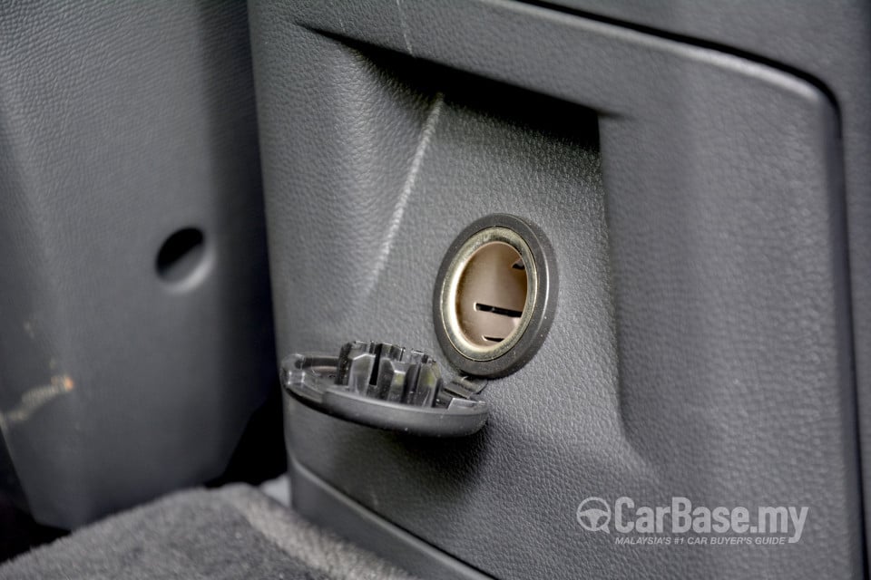 Chevrolet Colorado Mk2 (2012) Interior