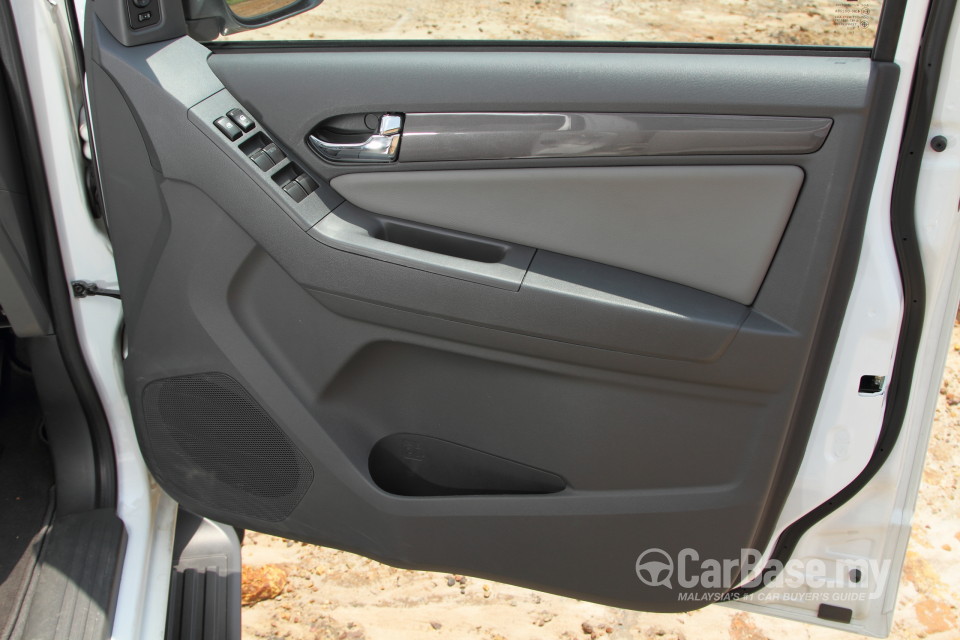 Chevrolet Colorado Mk2 (2012) Interior