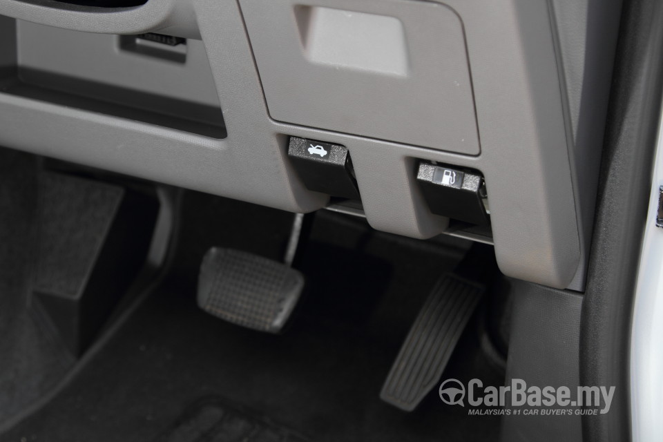 Chevrolet Colorado Mk2 (2012) Interior