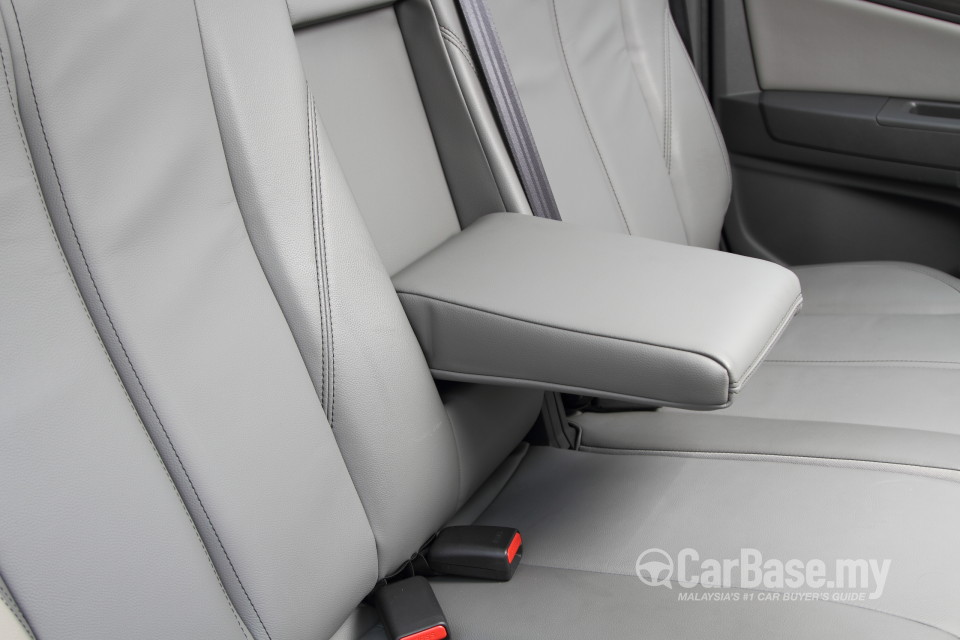 Chevrolet Colorado Mk2 (2012) Interior