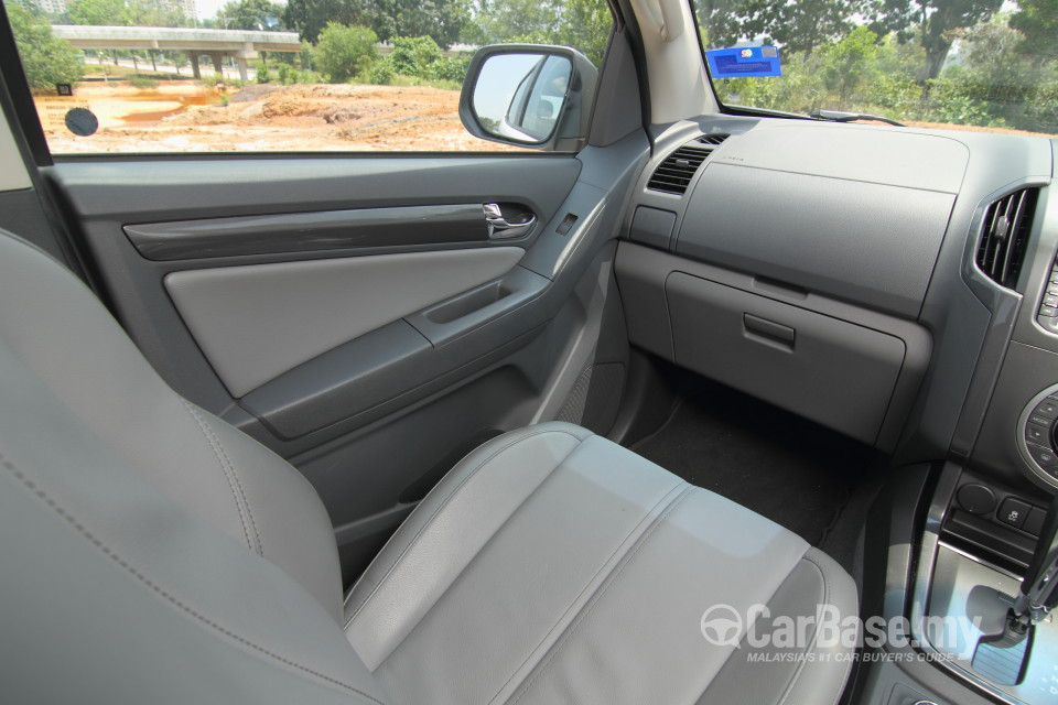 Chevrolet Colorado Mk2 (2012) Interior