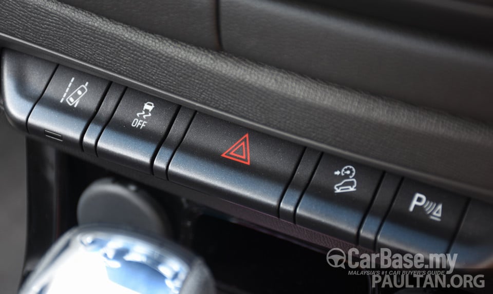 Chevrolet Colorado Mk2 Facelift (2016) Interior