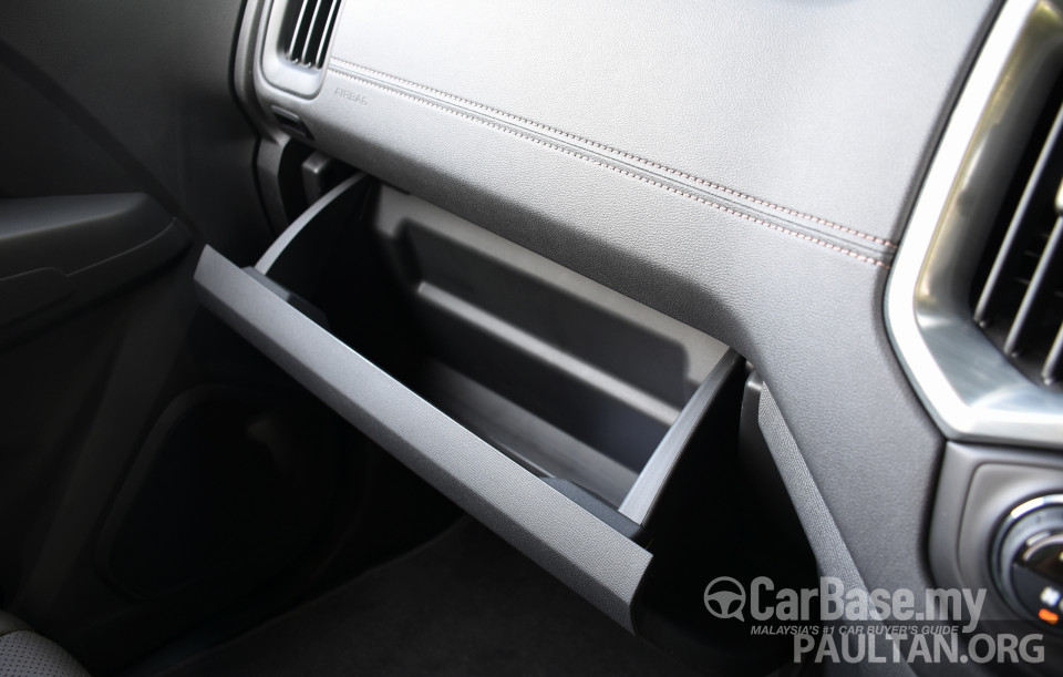Chevrolet Colorado Mk2 Facelift (2016) Interior