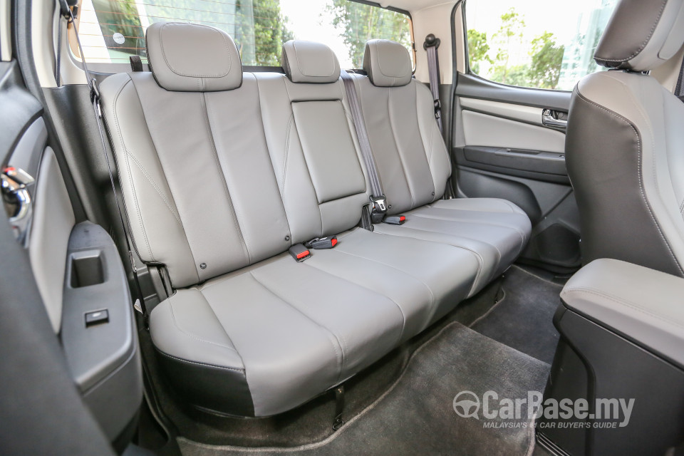 Chevrolet Colorado Mk2 Facelift (2016) Interior