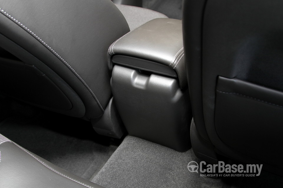 Chevrolet Malibu Mk8 (2014) Interior