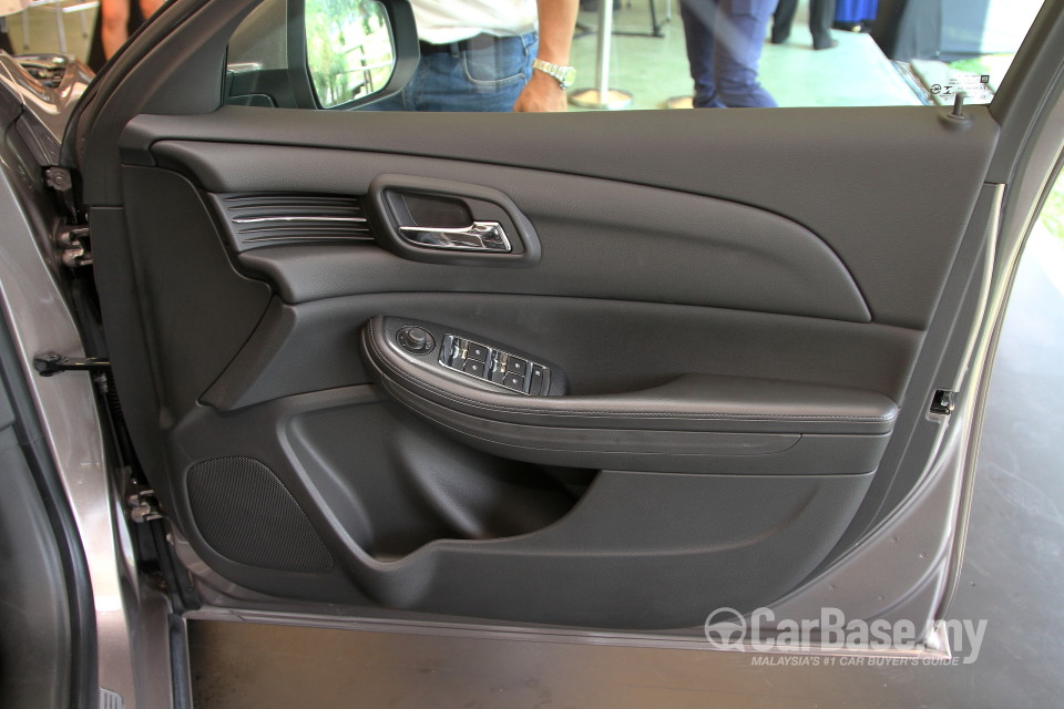 Chevrolet Malibu Mk8 (2014) Interior