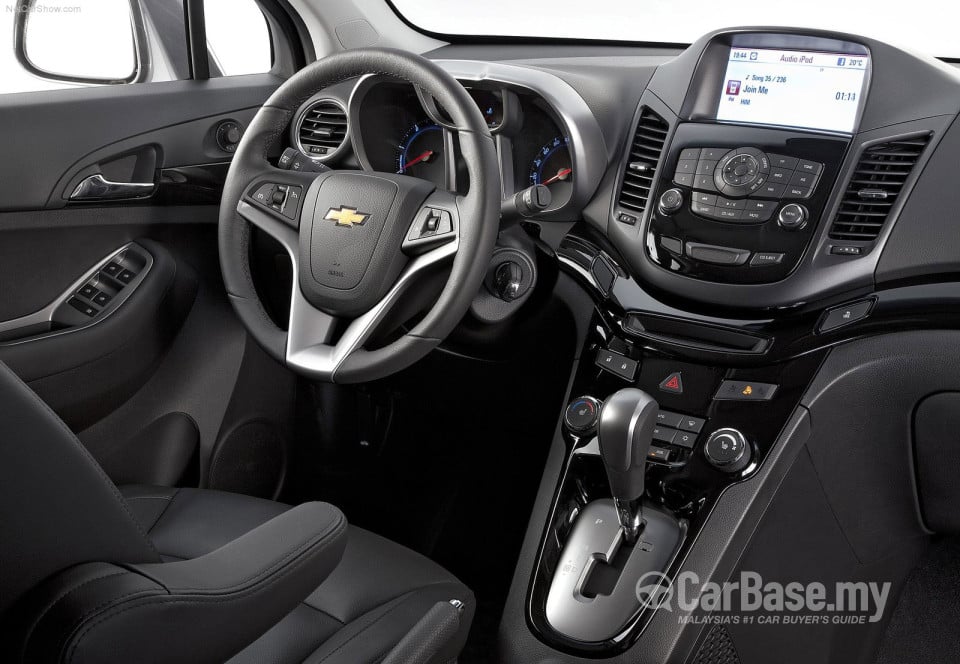 Chevrolet Orlando Mk1 (2012) Interior