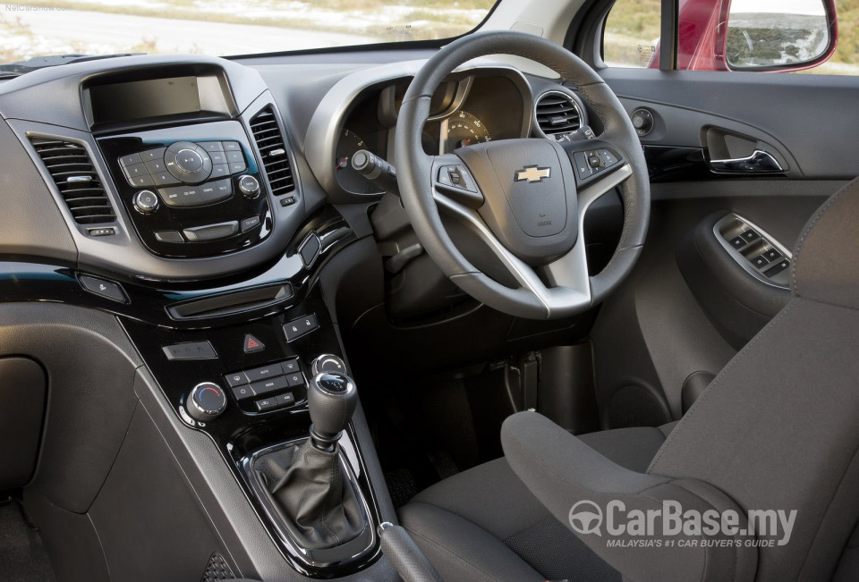 Chevrolet Orlando Mk1 (2012) Interior