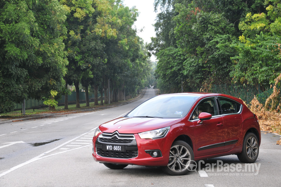 Citroen DS4 Mk1 (2013) Exterior