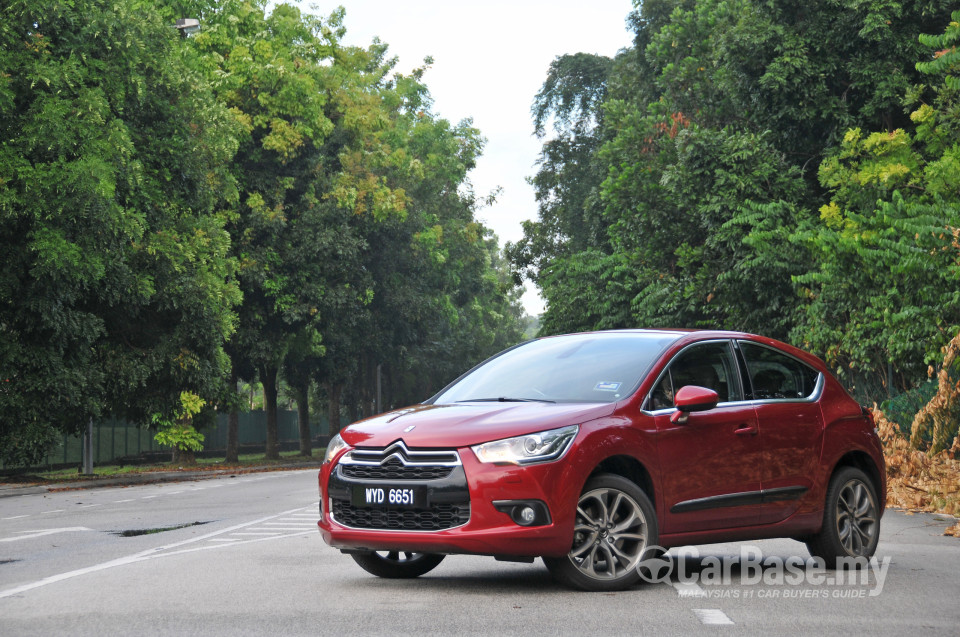 Citroen DS4 Mk1 (2013) Exterior
