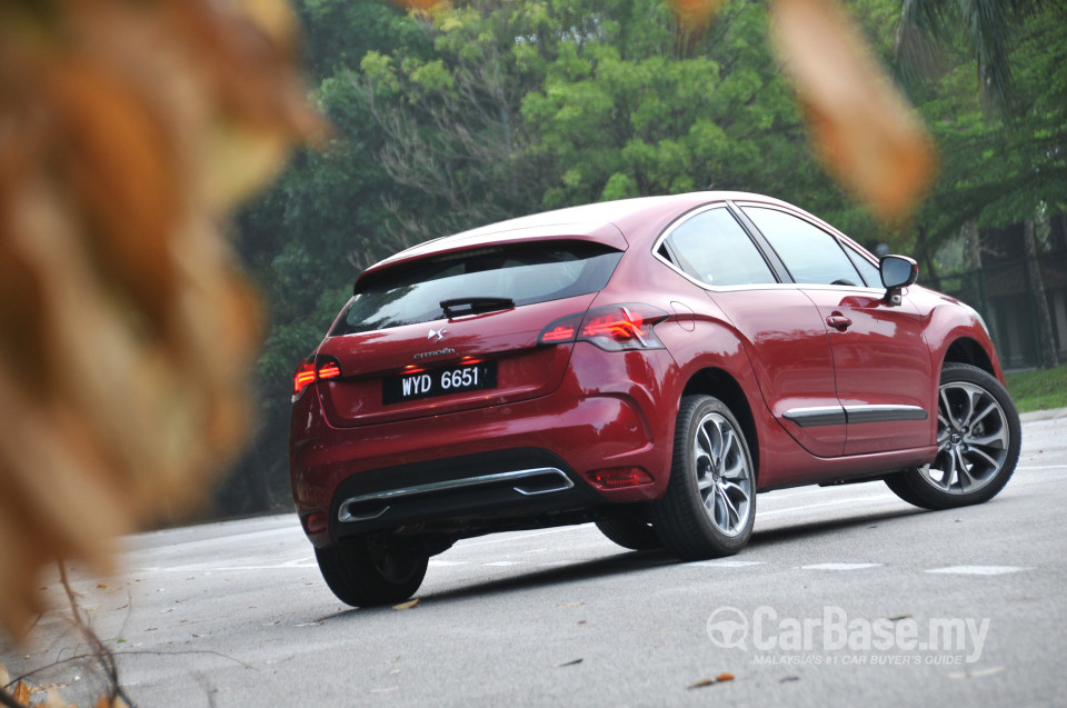 Citroen DS4 Mk1 (2013) Exterior