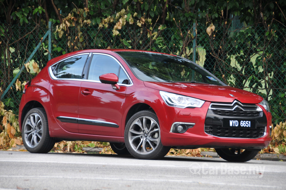 Citroen DS4 Mk1 (2013) Exterior