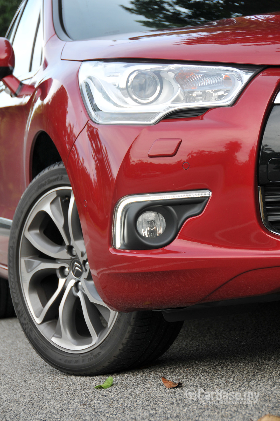 Citroen DS4 Mk1 (2013) Exterior