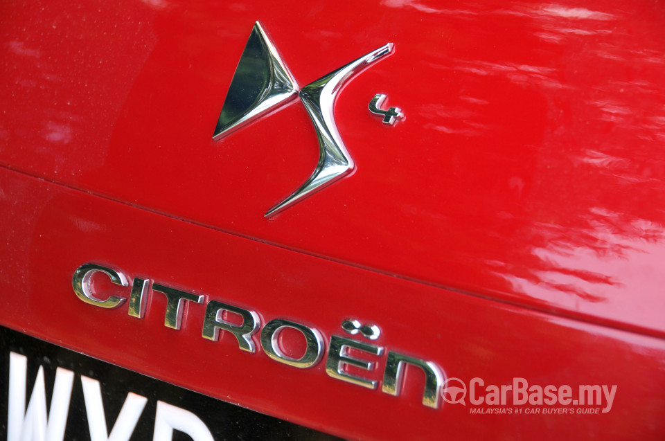 Citroen DS4 Mk1 (2013) Exterior